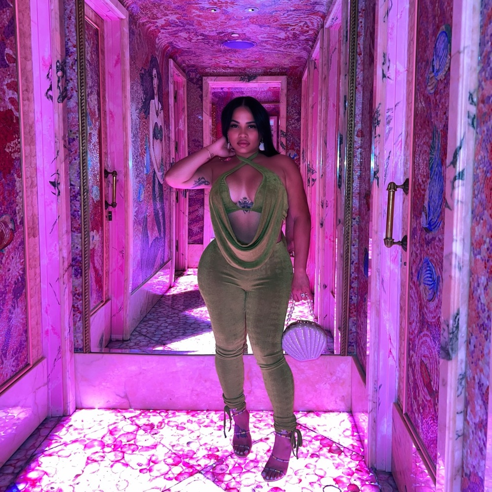 Olive green two piece set 🔥